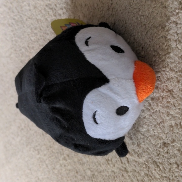 Penguin plush - Picture 2 of 11